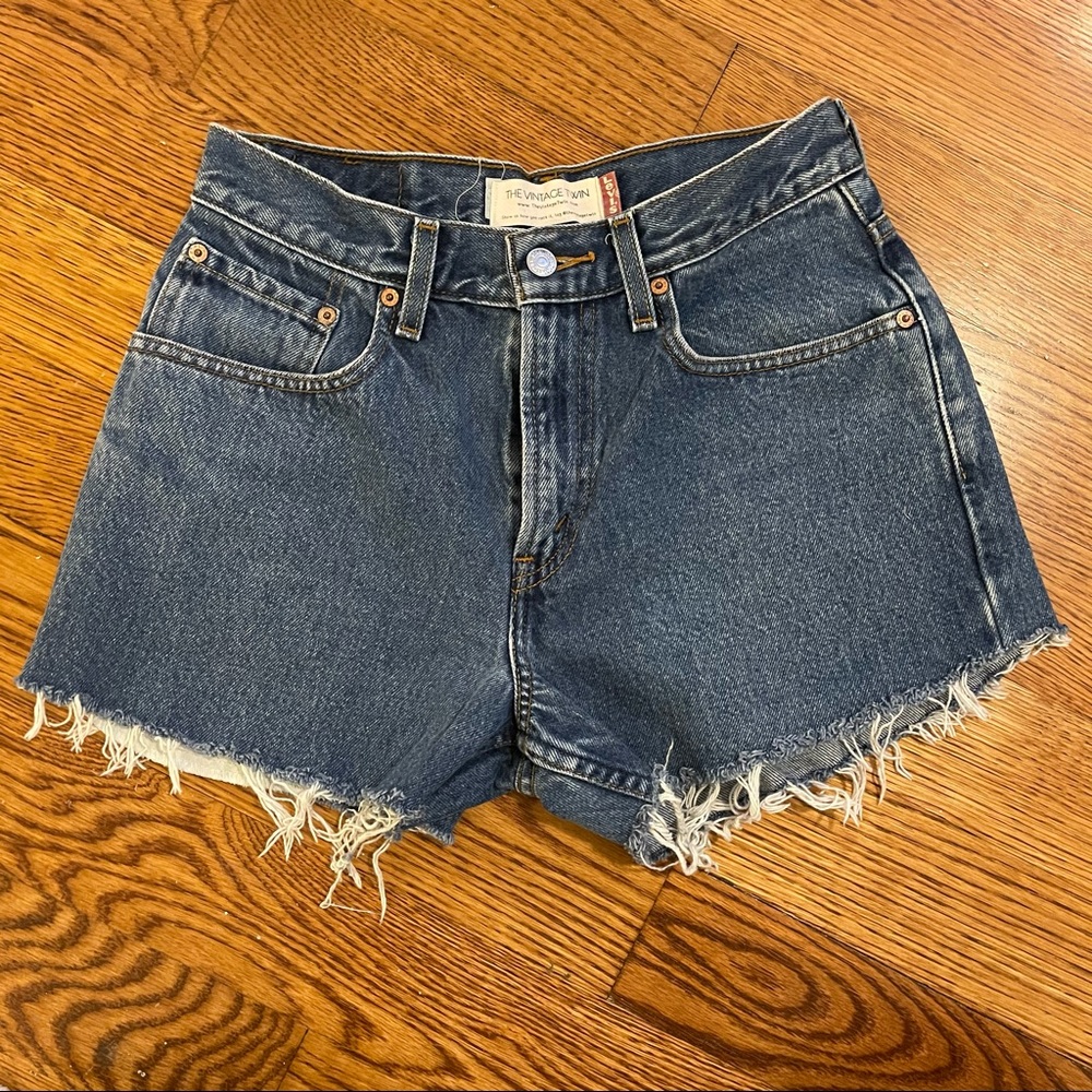 Levi’s Vintage cut off shorts size 28
